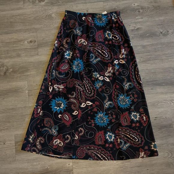 90s Paisley Skirt - Picture 2 of 3